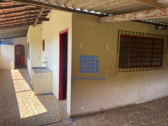 Imagem Casa com 2 dormitórios à venda, 157 m² por R$ 330.000,00 - Centro - Socorro/SP