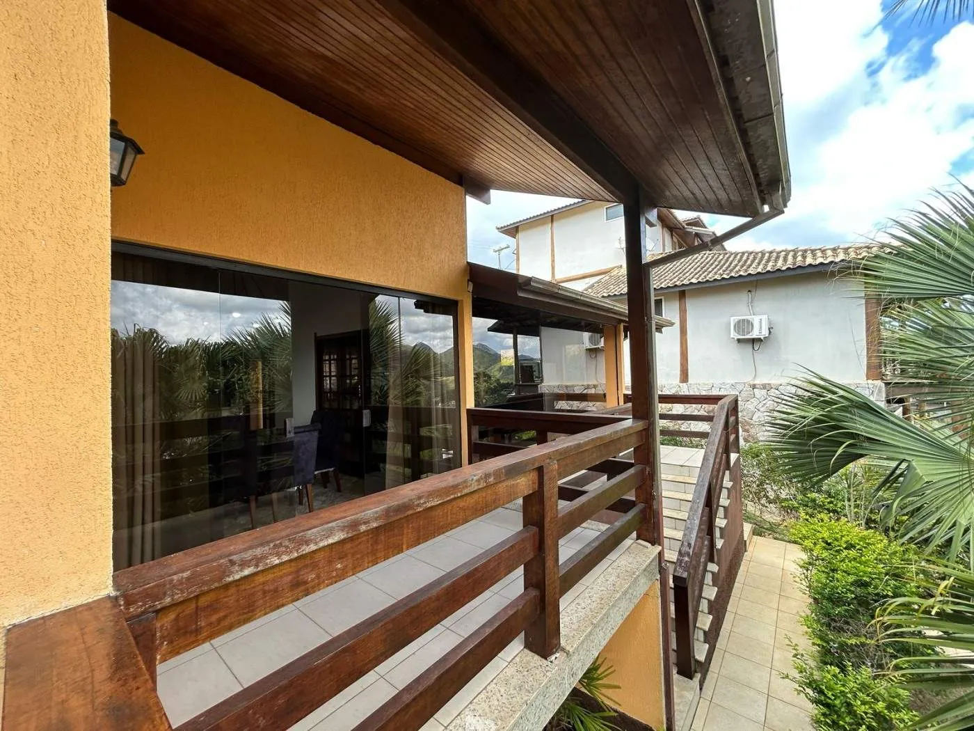 Imagem Casa em Condomínio para Venda em Petrópolis / RJ no bairro Nogueira