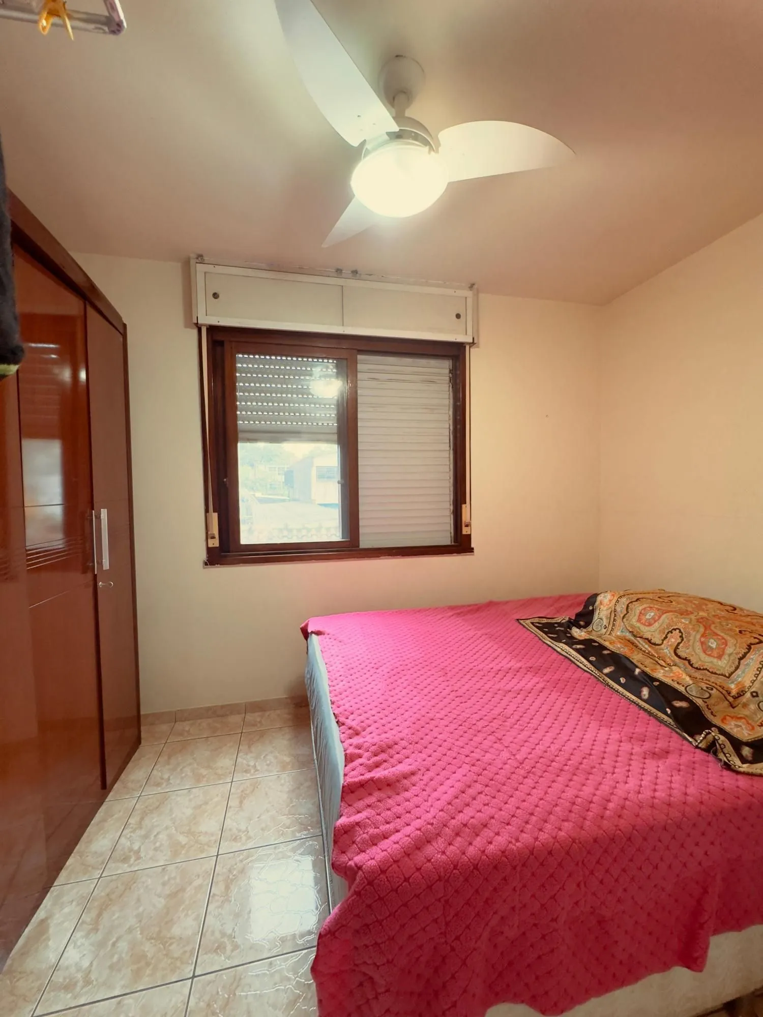 Imagem EXCELENTE APARTAMENTO SEMIMOBILIADO COM 2 DORMITÓRIOS