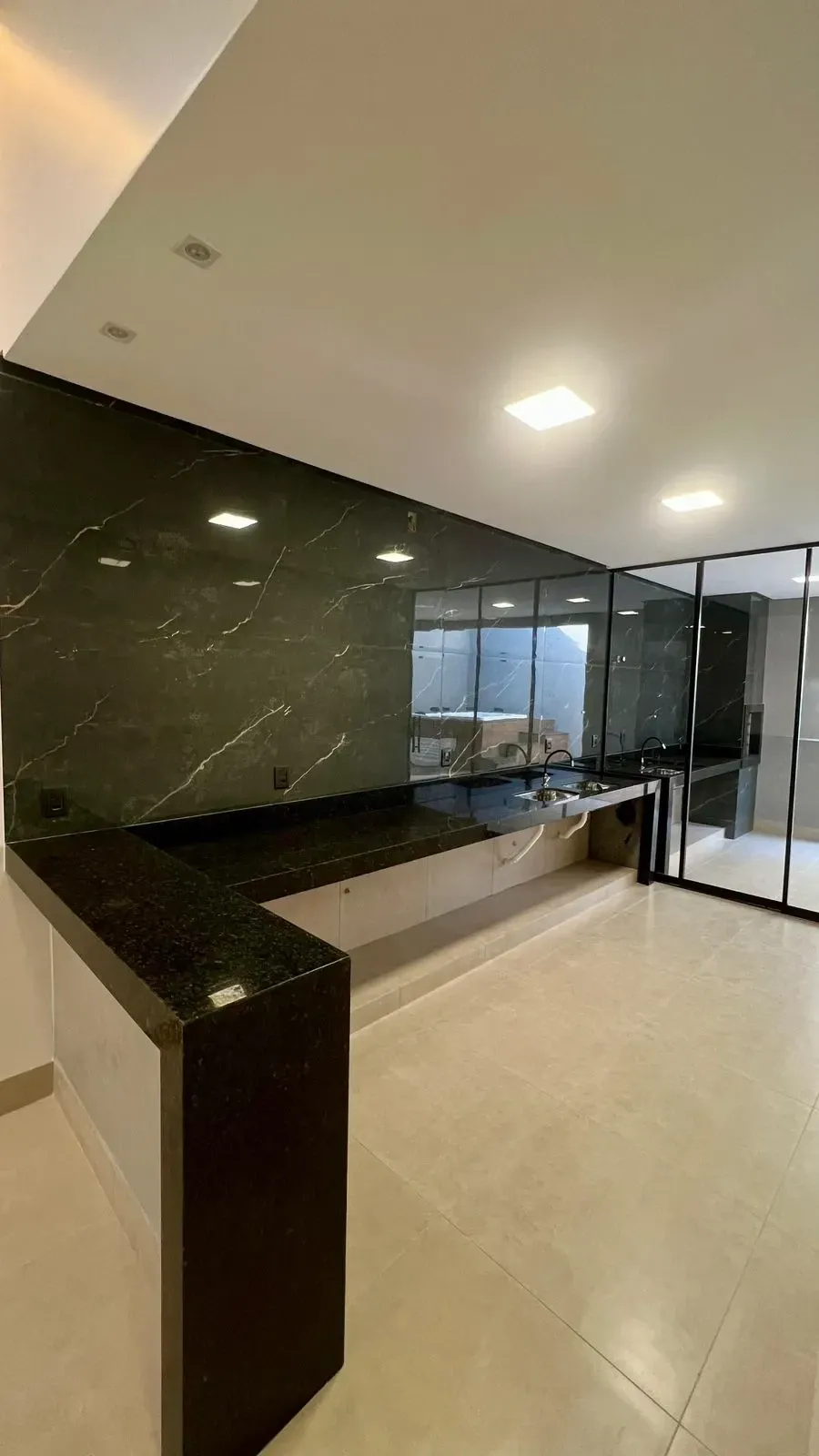Imagem Casa com 3 Quartos à Venda, 134 m² em Cardoso Continuação - Aparecida de Goiânia