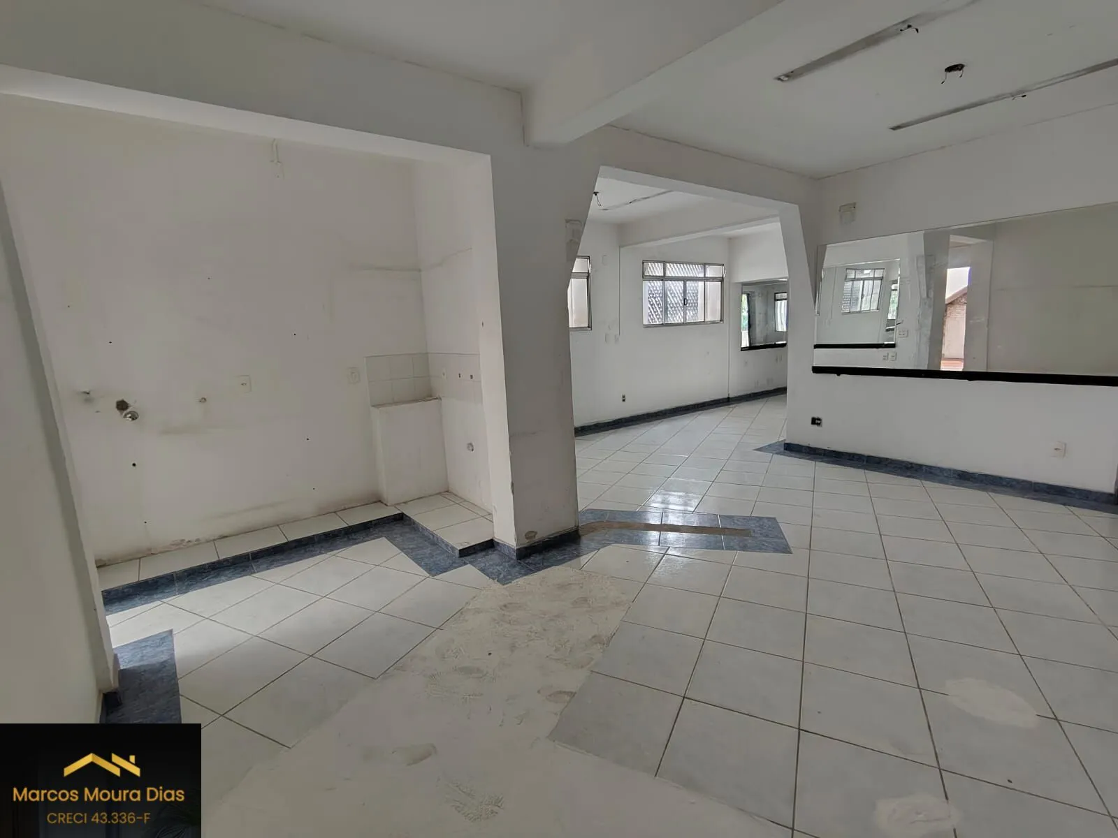 Imagem Sobrado com 270 m² construídos em terreno de 183m² ( frente 6.60m) no Jardim Paulista