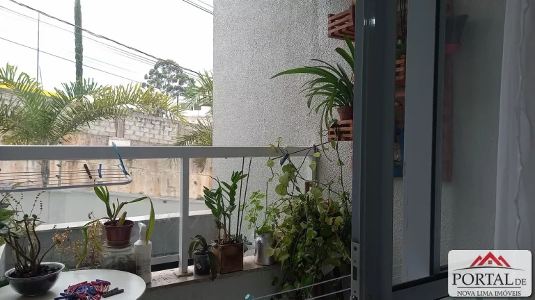 Imagem Prédio novo , apartamentos de 3 quartos a venda, 2 vagas paralelas, 1 elevador e 2 por andar , prédio com revestimento em textura e possui elevador.