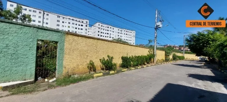 Imagem TERRENO EM ITAPUÃ