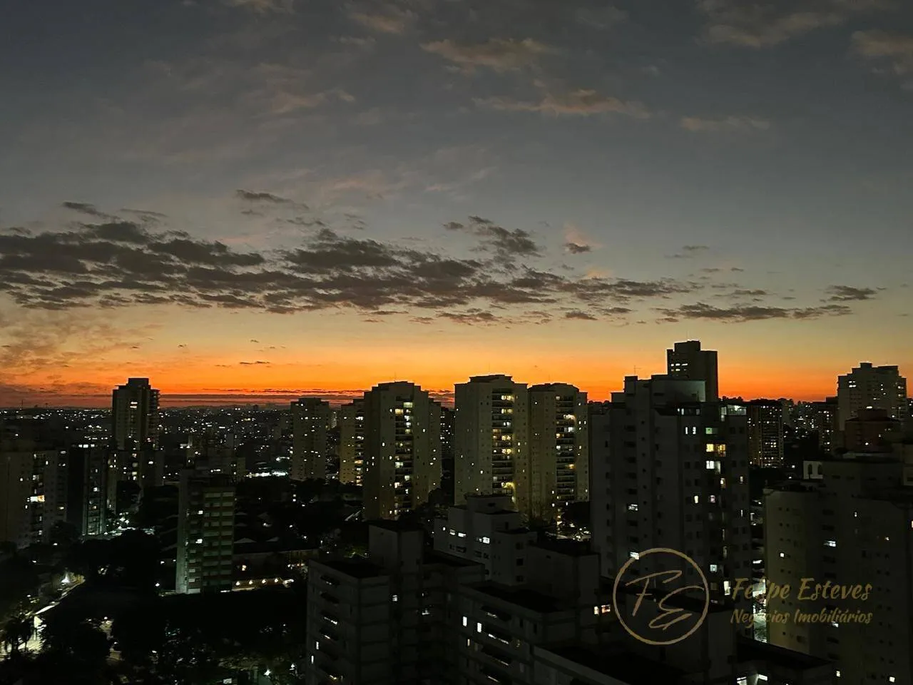 Forest Hills Cobertura