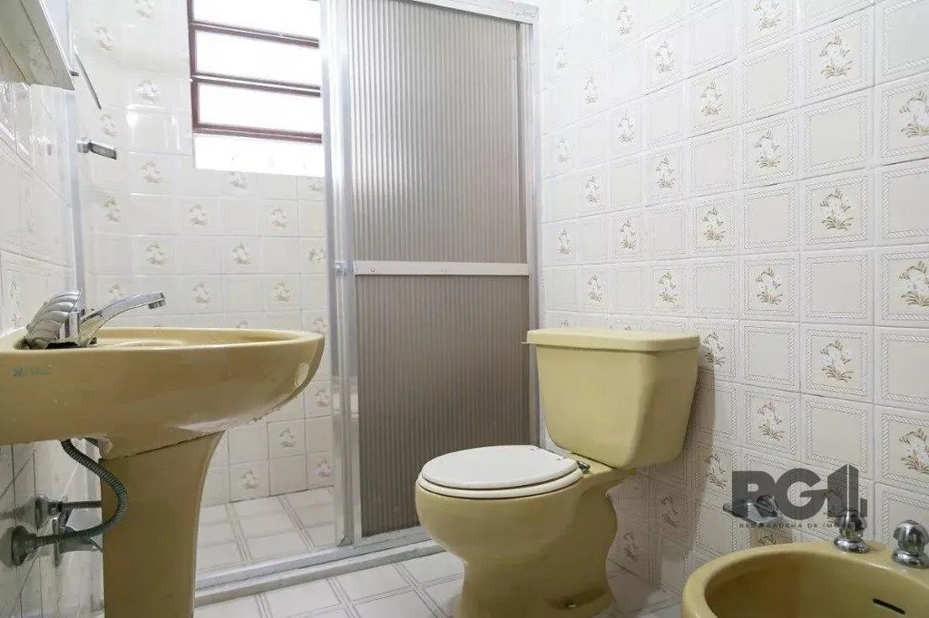 Imagem Casa para Venda - 150m², 3 dormitórios, 2 vagas - Teresópolis