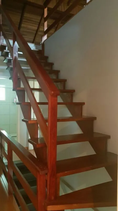 Imagem Casa para Venda - 165.52m², 3 dormitórios, sendo 1 suites, 2 vagas - Sarandí