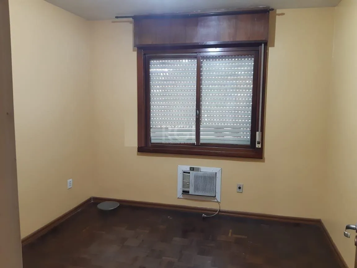 Imagem Apartamento para Venda - 115m², 3 dormitórios, sendo 1 suites, 1 vaga - Petrópolis