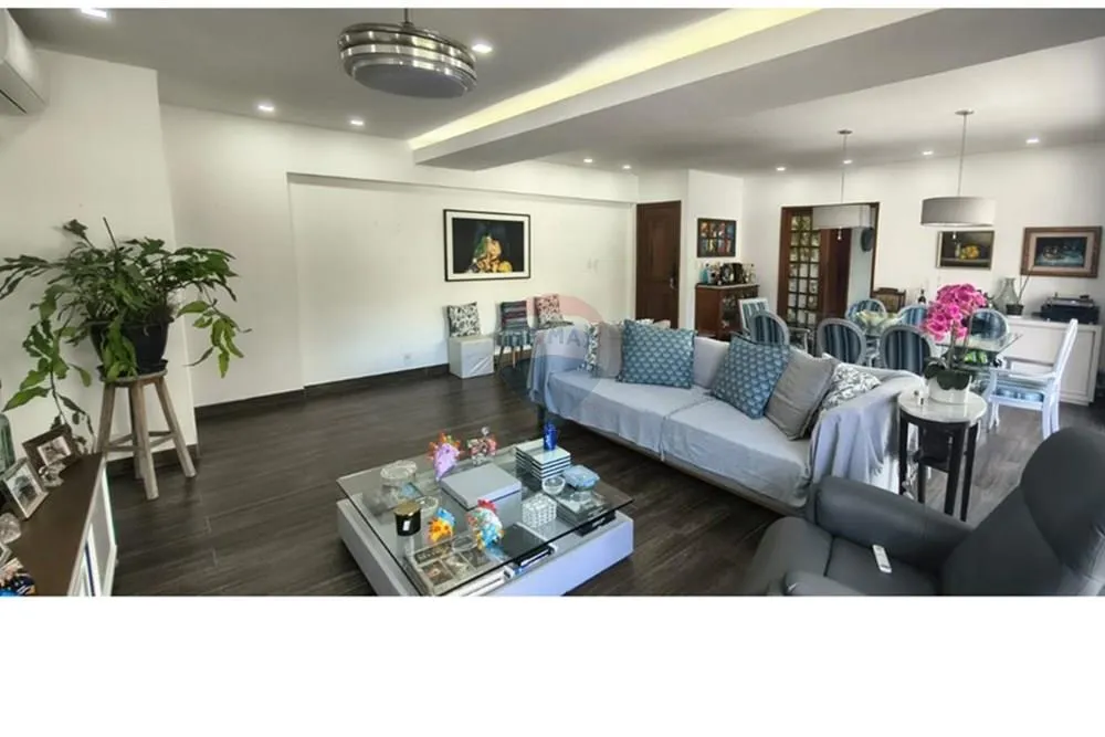Imagem Apartamento à venda,reformado ,2 quartos, 1 suite, 1 vaga na Freguesia