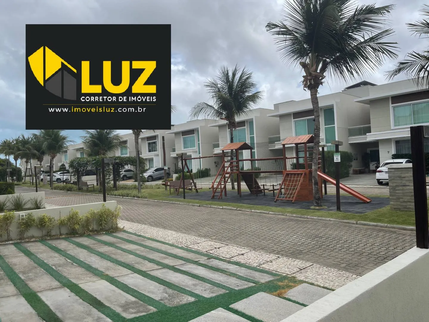 Imagem Casa de Alto Padrão Condomínio Carmel Bosque - Fortaleza