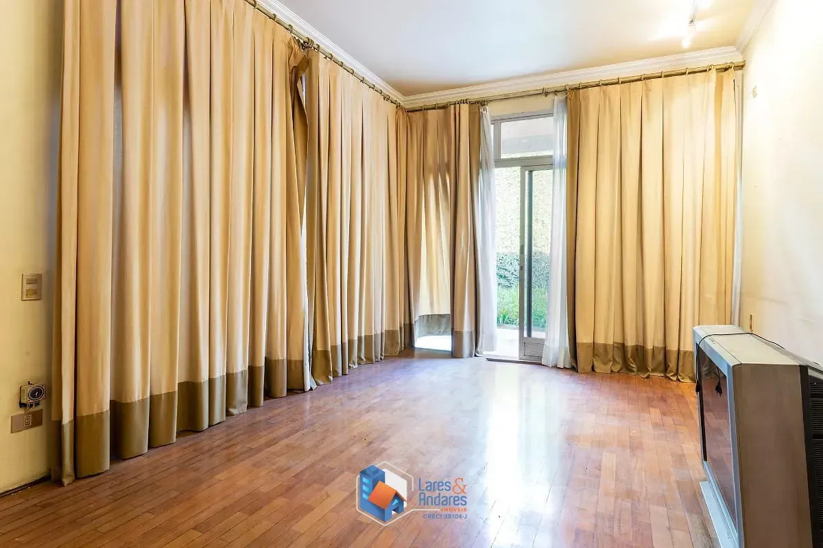 Imagem Casa para venda em Jardim São Bento com 4 quartos, sendo 1 suíte, 442m²