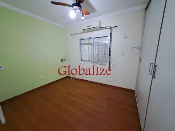 Imagem Apartamento à venda com 55m², 1 quarto, 2 banheiros, dependência, elevador e vaga coletiva or R$460.000,00 no José Menino em Santos
