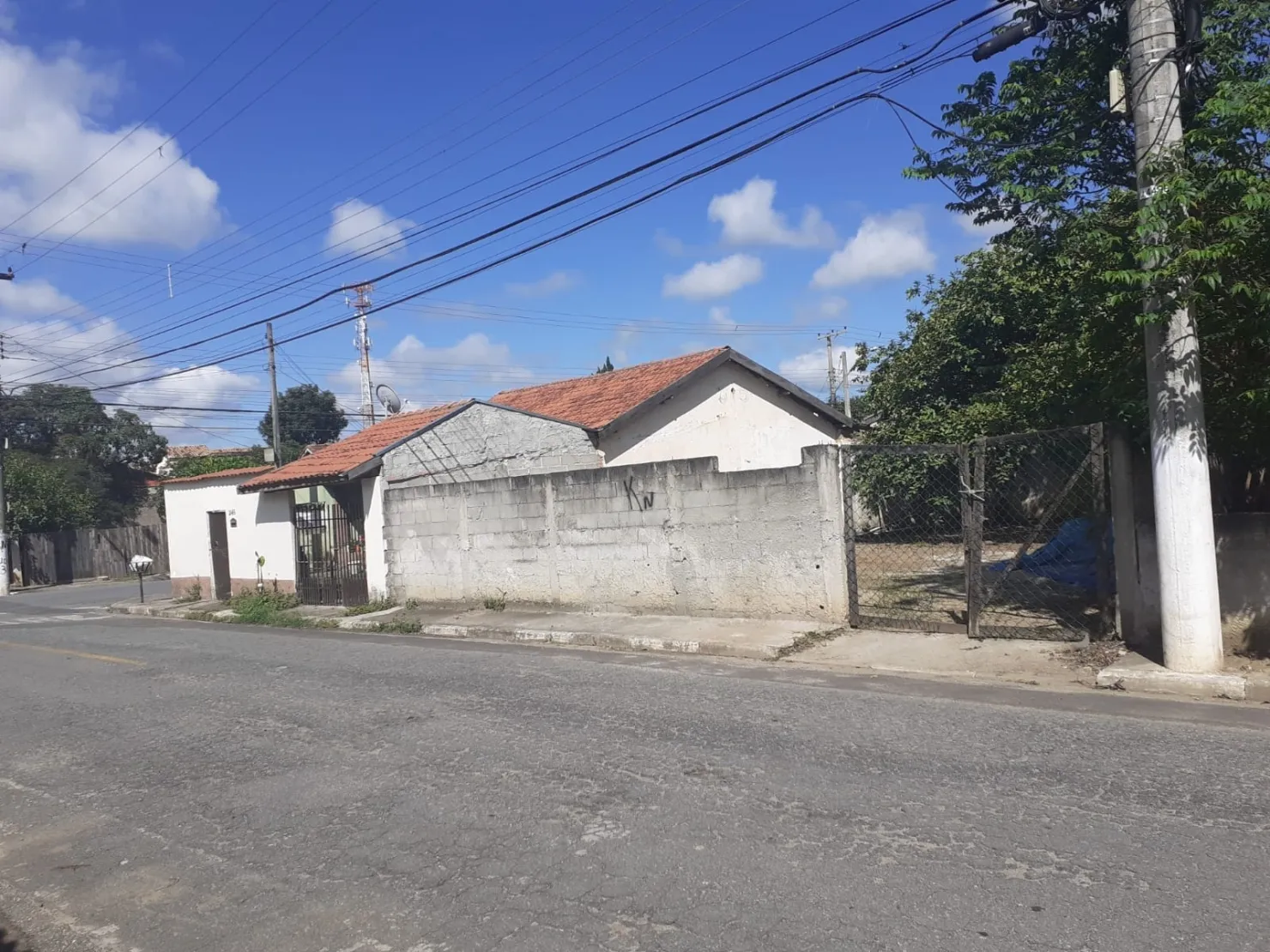 Imagem Terreno à venda 150M², Moreira César, Pindamonhangaba - SP