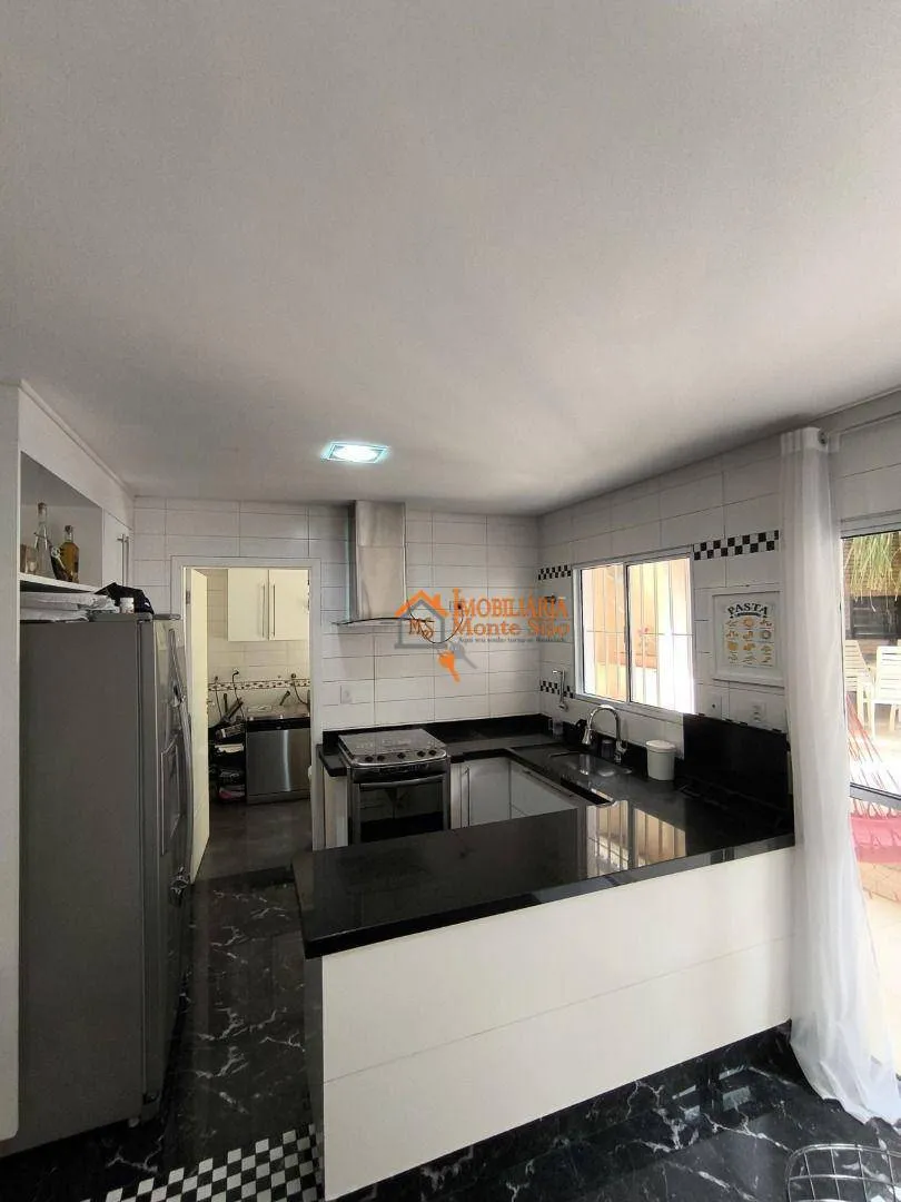 Imagem Sobrado com 3 dormitórios à venda, 430 m² por R$ 2.500.000,00 - Jardim Maia - Guarulhos/SP