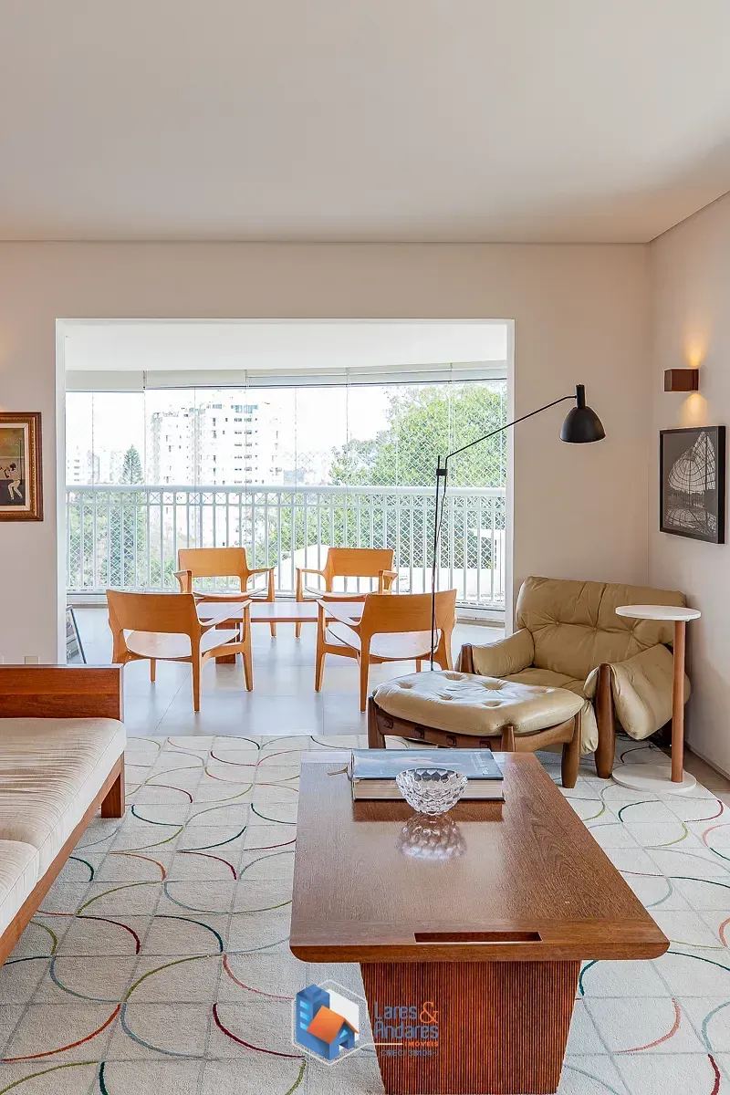 Imagem Apartamento para venda em Vila Sofia com 4 quartos, sendo 4 suítes, 246m²