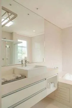 Imagem Casa temporada 6 suítes em Jurerê Internacional