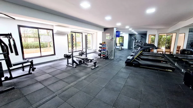 Imagem Apartamento lindo e reformado à venda, 4 quartos, condomínio completo, torre única, 3 vagas!!