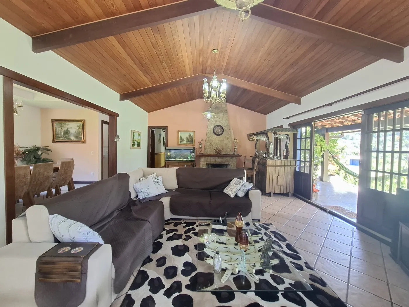 Imagem Casa para Venda em Teresópolis / RJ no bairro Araras