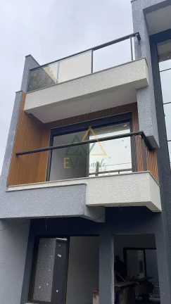 Imagem Sobrado em Condomínio à venda no Jardim das Américas Curitiba PR
