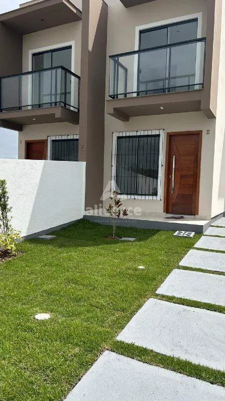 Imagem Sobrados Novos com 3 Dormitórios 1 suíte e e Spa Privativo - Sertão do Imaruí - São José - SC