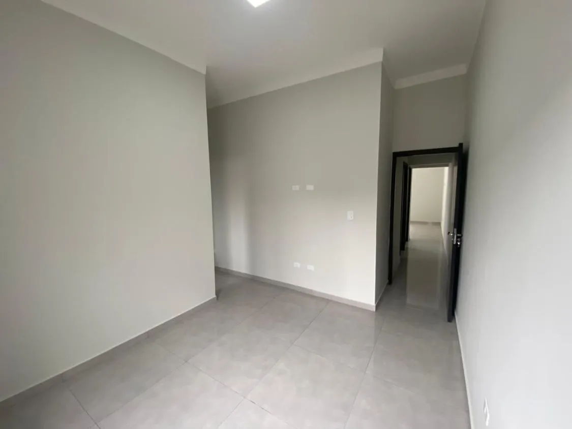 Imagem LINDA CASA NOVA COM PISCINA EM MONGAGUÁ