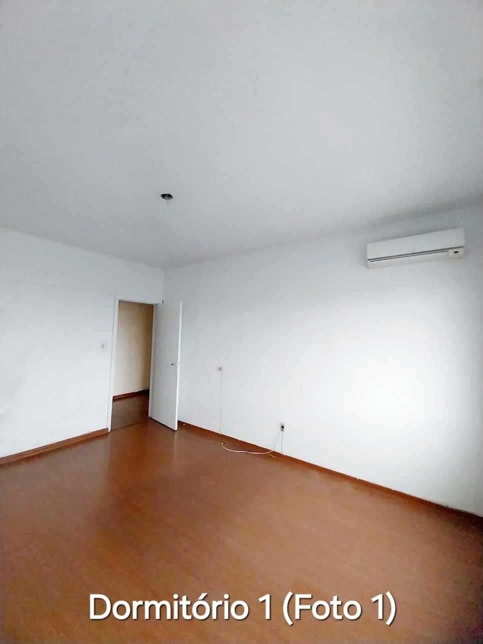 Imagem Apartamento com 03 quartos e 02 banheiros no Bairro Petrópolis