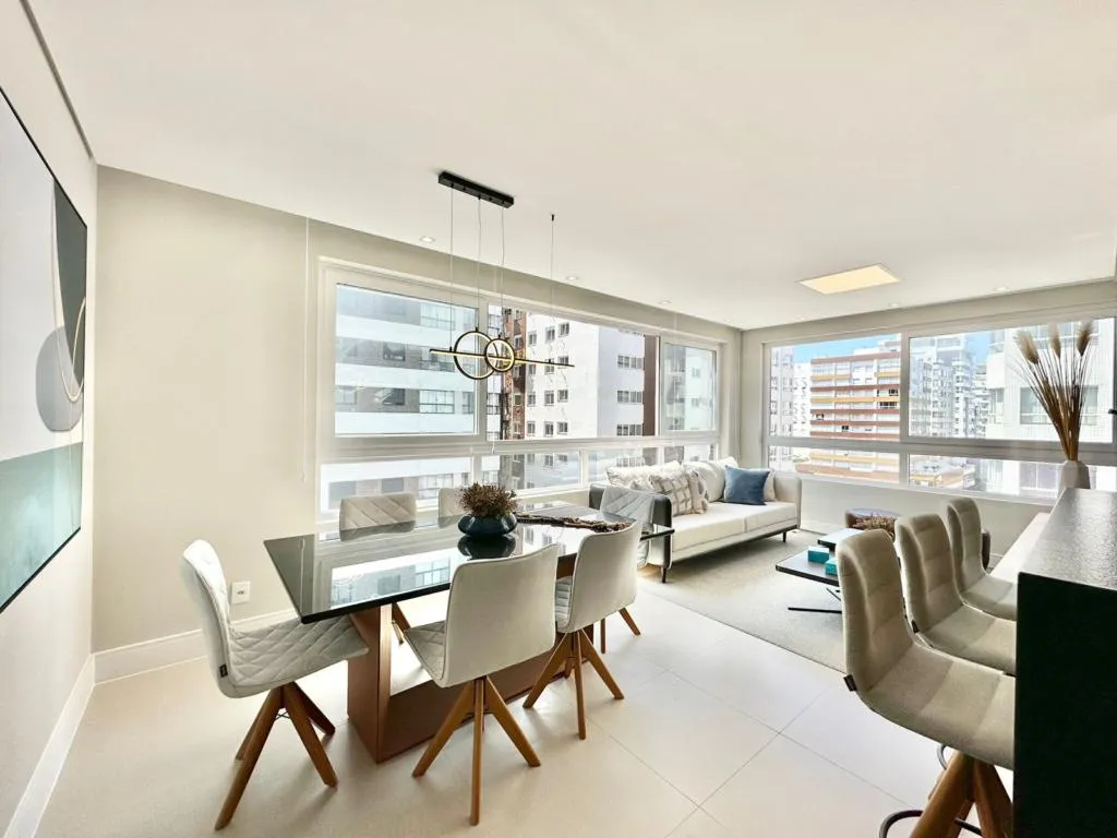 Imagem Apartamento 3 Dormitórios - Bairro Navegantes