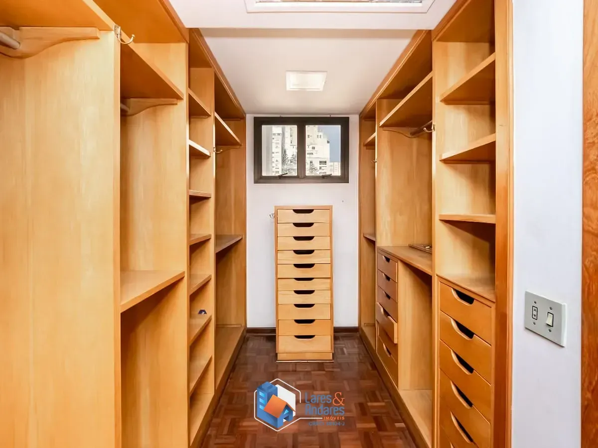 Imagem Cobertura para venda em Higienópolis com 3 quartos, sendo 3 suítes, 540m²
