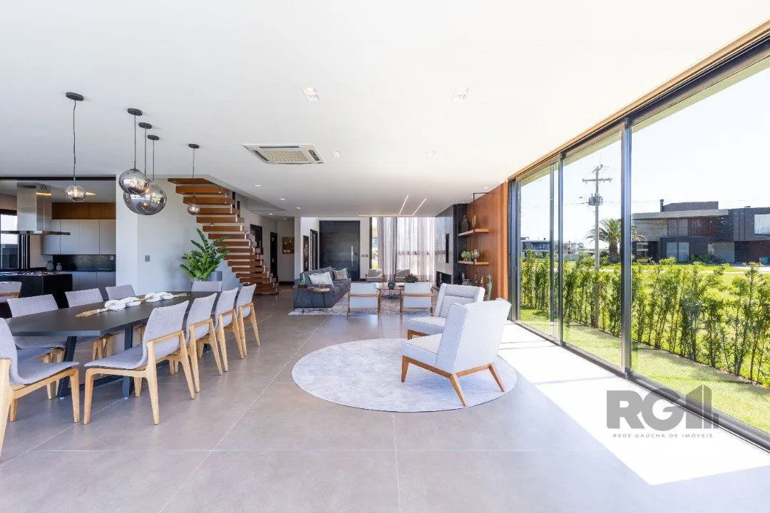 Imagem Casa de Condomínio em Atlântida Sul