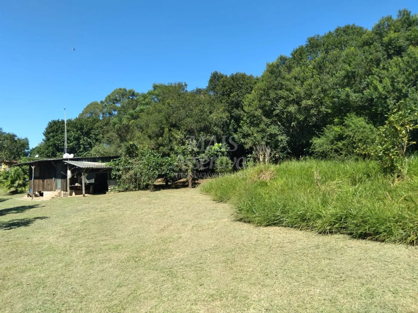 Imagem Excelente Sítio à venda em Viamão/RS - 17,9 hectares