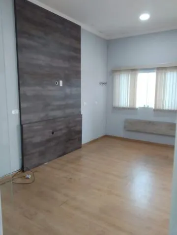 Imagem VENDA DE SALÃO COMERCIAL NO ALTO DO IPIRANGA, EM MOGI DAS CRUZES, aréa de 376m², garagem coberta e quintal com churrasqueira. CONSULTE-NOS.