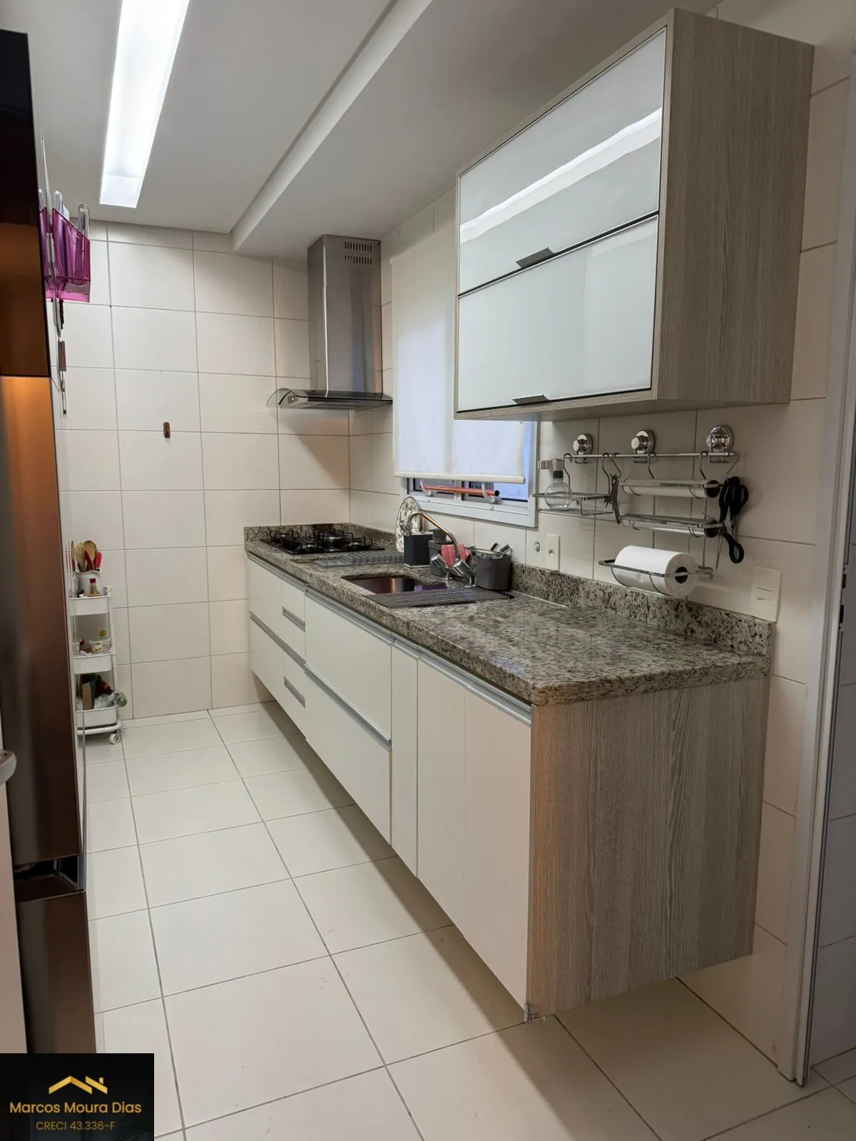 Imagem Apartamento com 4 dormitórios (1 suíte) , 2 Vagas de garagem, Edifício com Portaria 24 hs e Lazer