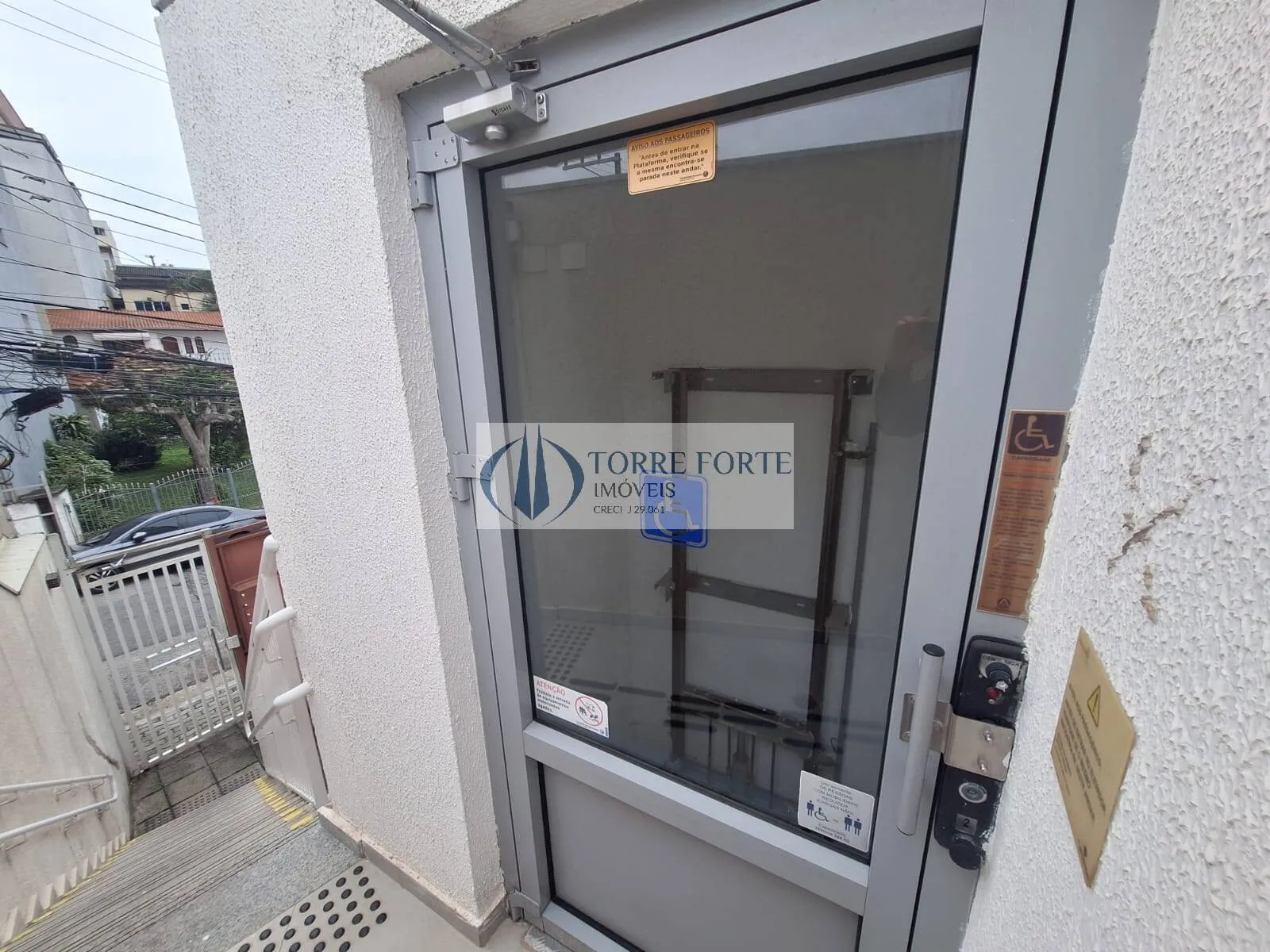 Imagem Lindo Apartamento mobiliado com 1 dormitório 1 vaga na Vila Granada.