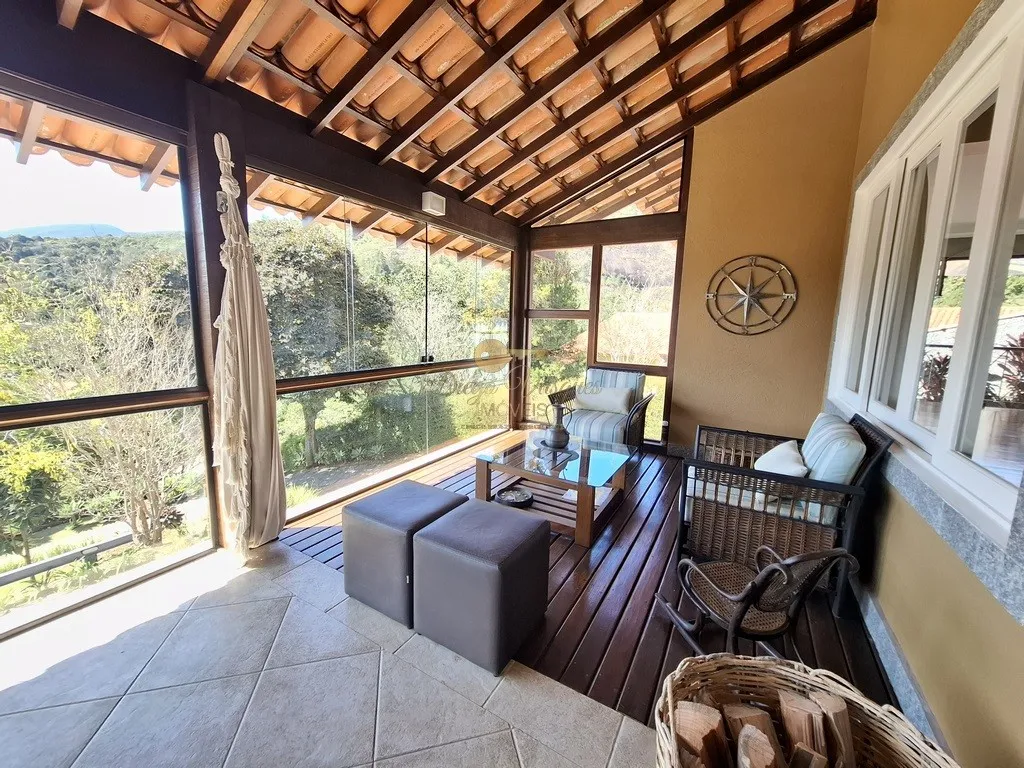 Imagem Casa em Condomínio para Venda em Teresópolis / RJ no bairro Green Valley