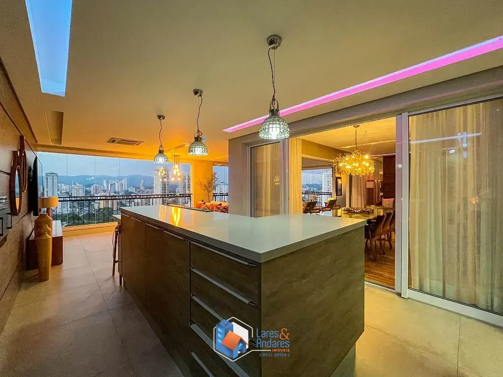 Imagem Apartamento para venda em Santana com 4 quartos, sendo 2 suítes, 231m²