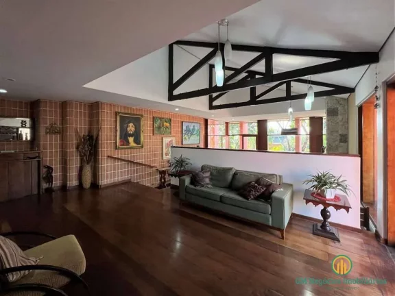Imagem Fazendinha - 4d/2sts Linda, TÉRREA e contemporânea, piscina, muito espaço!