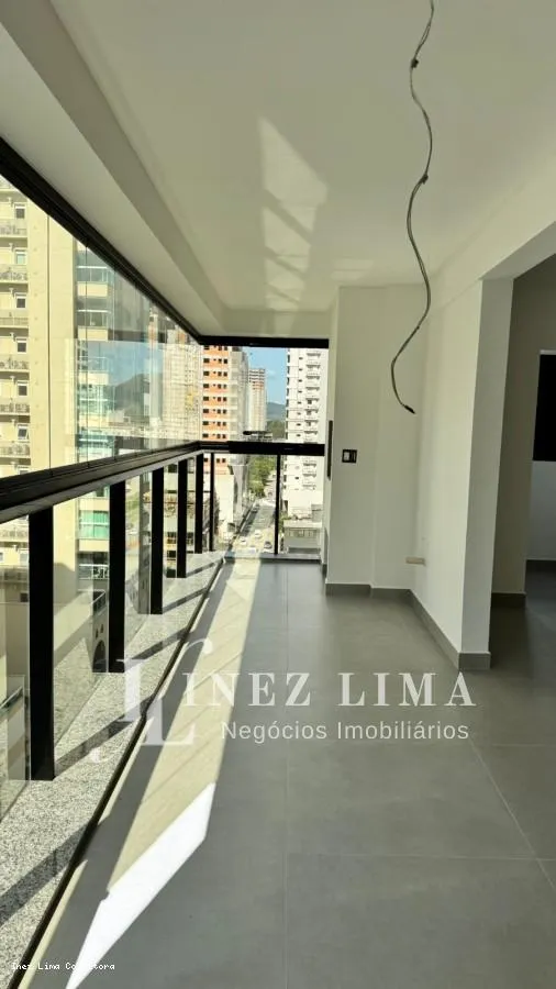 Imagem Apartamento 3 dormitórios para Venda em Itapema, Meia Praia, 3 dormitórios, 3 suítes, 4 banheiros, 2 vagas