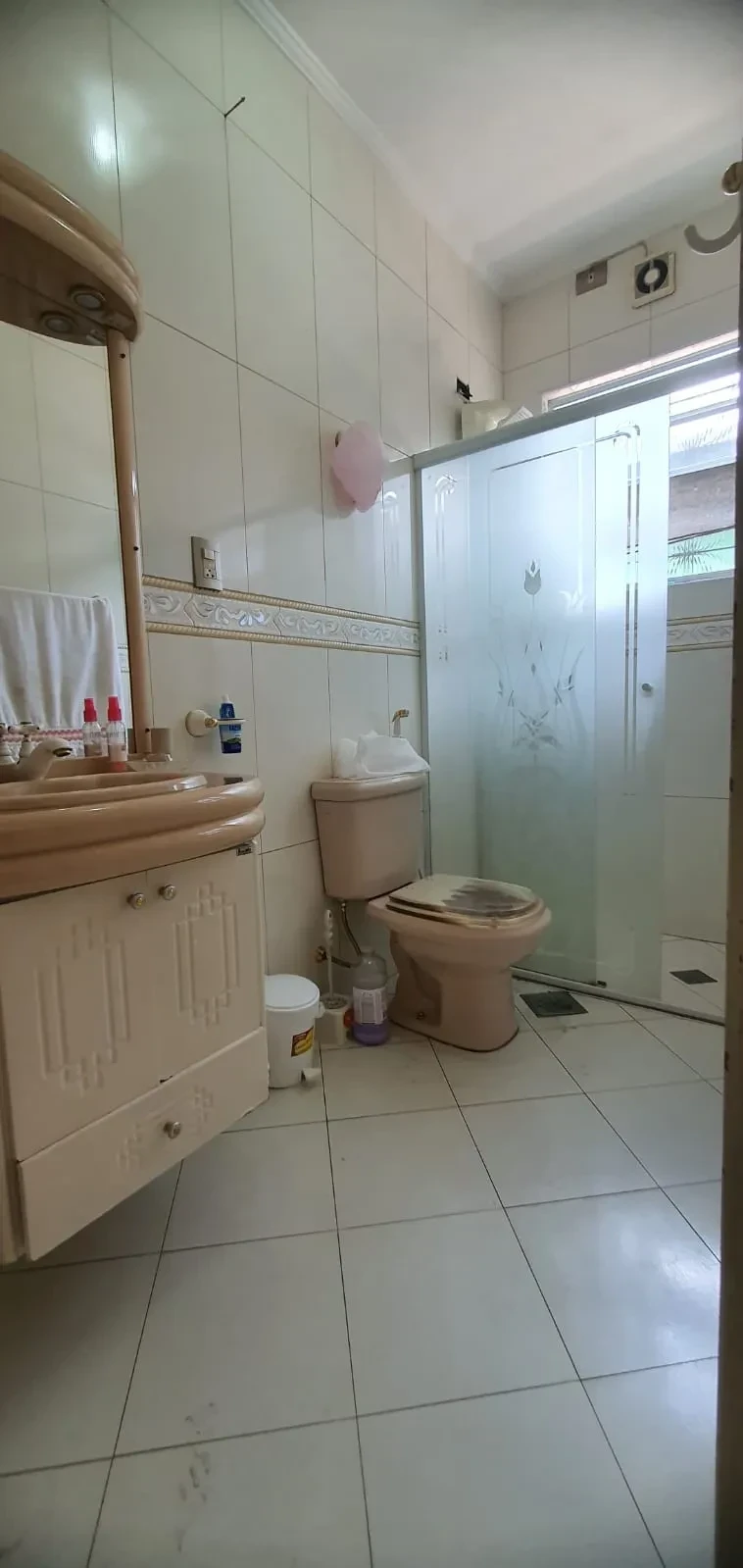 Imagem Casa com 5 Quartos à Venda, 220 m² em Vila Nova - Cubatão