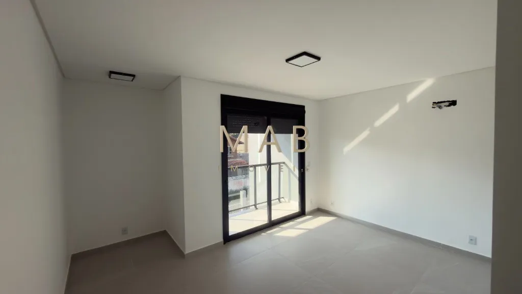 Imagem SOBRADOS NOVOS COM ALTO PADRÃO DE ACABAMENTO à VENDA NA PRAIA DOS INGLESES EM FLORIANÓPOLIS/SC! Projetados para quem busca conforto, sofisticação e e