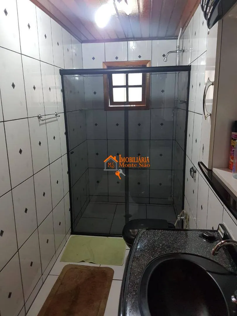 Imagem Sobrado com 4 dormitórios à venda, 275 m² por R$ 950.000,00 - Vila Barros - Guarulhos/SP