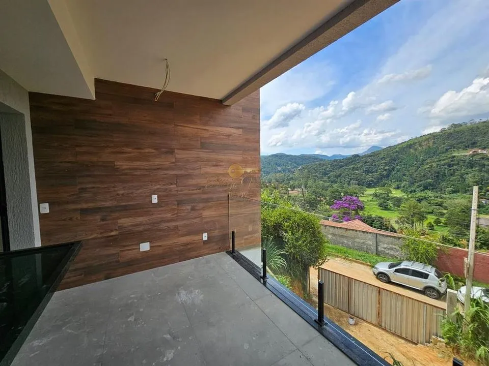 Imagem Casa em Condomínio para Venda em Teresópolis / RJ no bairro Golfe