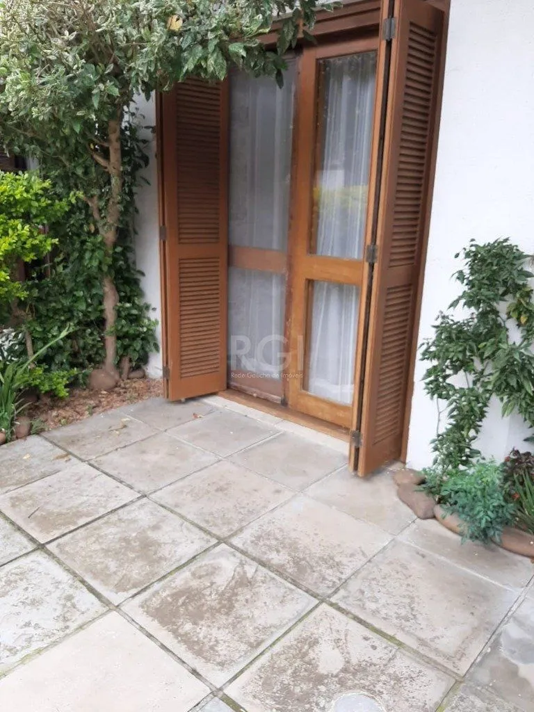 Imagem Casa Condominio para Venda - 129.58m², 3 dormitórios, sendo 1 suites, 4 vagas - Cavalhada