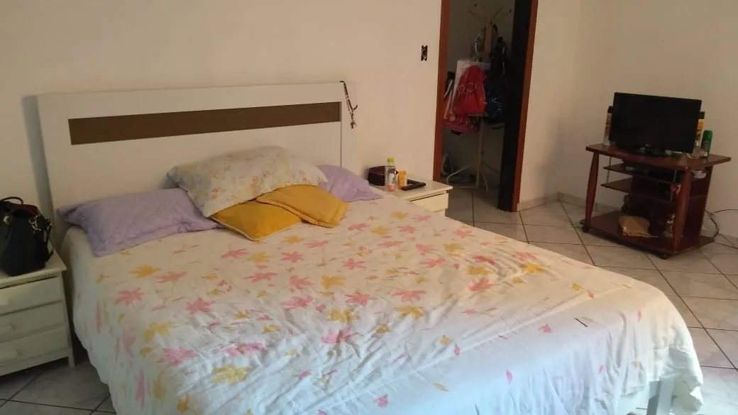 Imagem Casa à venda 3 Quartos, 1 Suite, 5 Vagas, 392M², Maria Áurea, Pindamonhangaba - SP