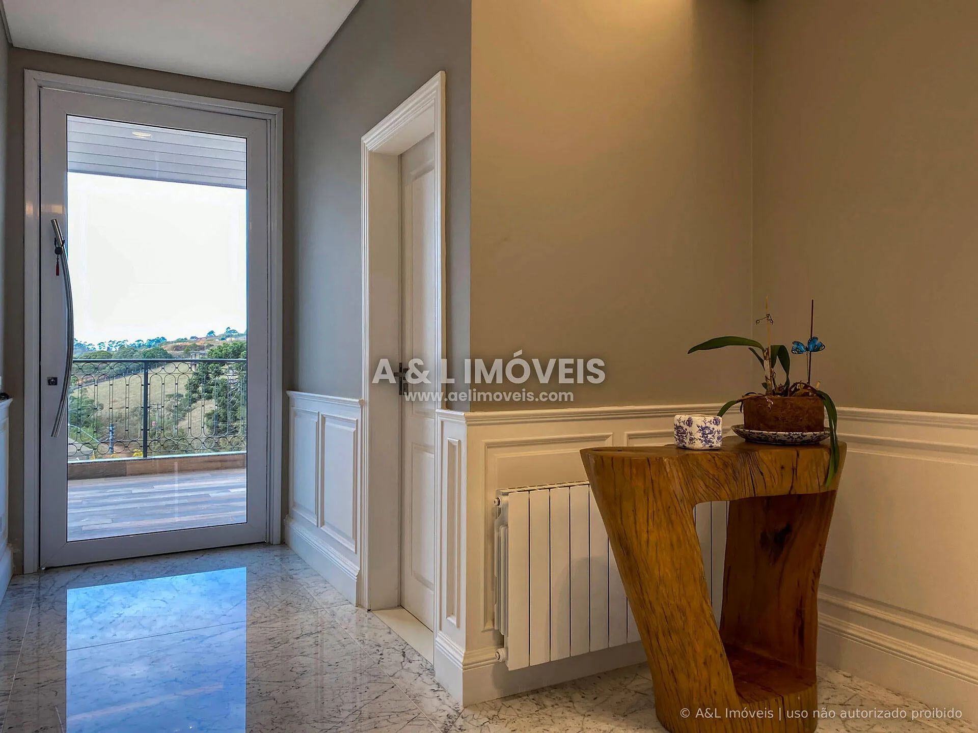 Imagem Casa de Luxo | Alto do Capivari | 793 m² | SPA e Casa de Hóspedes