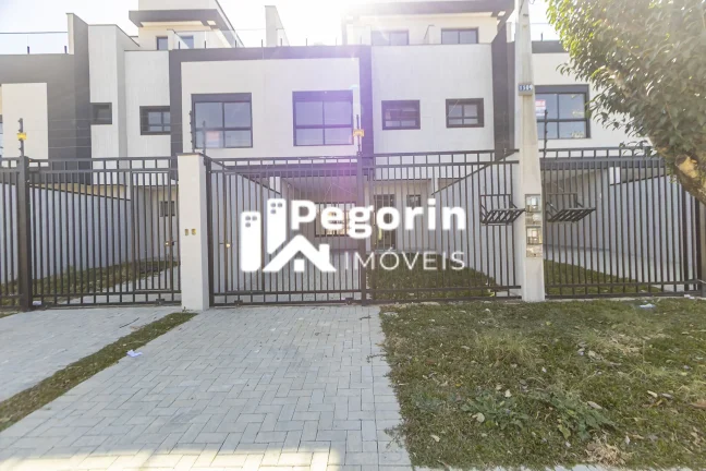 Imagem Casa sobrado no bairro Cajuru, em Curitiba-PR