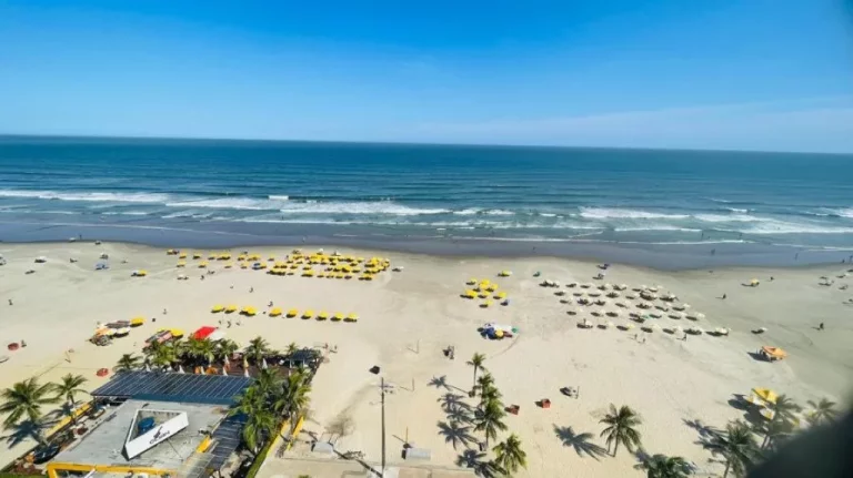 Imagem EXCELENTE APARTAMENTO NA OCIAN 2 DORMITÓRIOS 1 SUÍTE 1 VAGA!!!