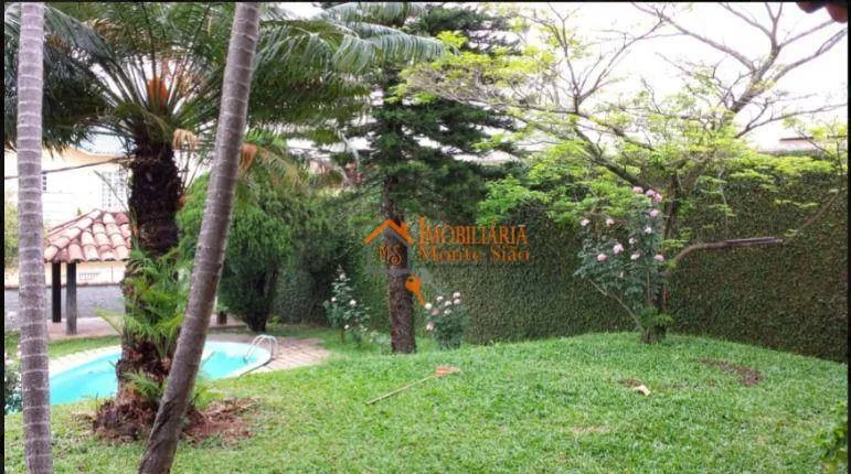 Imagem Casa com 4 dormitórios à venda, 350 m² por R$ 2.100.000,00 - Vila Rosália - Guarulhos/SP