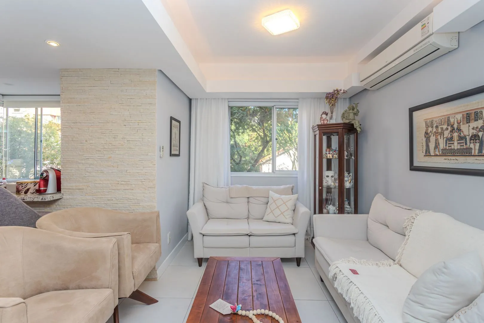 Imagem Apartamento diferenciado no bairro Nonoai de 3 dormitórios 2 vagas e infra