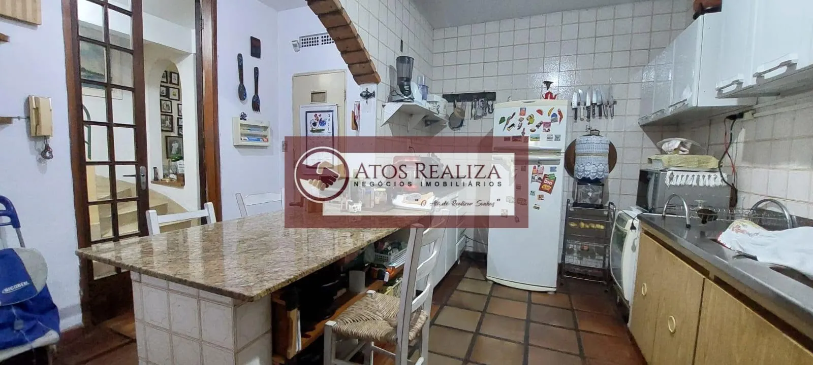 Imagem Sobrado à venda em Chácara Santo Antônio com 3 dorms, 2 vagas de garagem, 205m²
