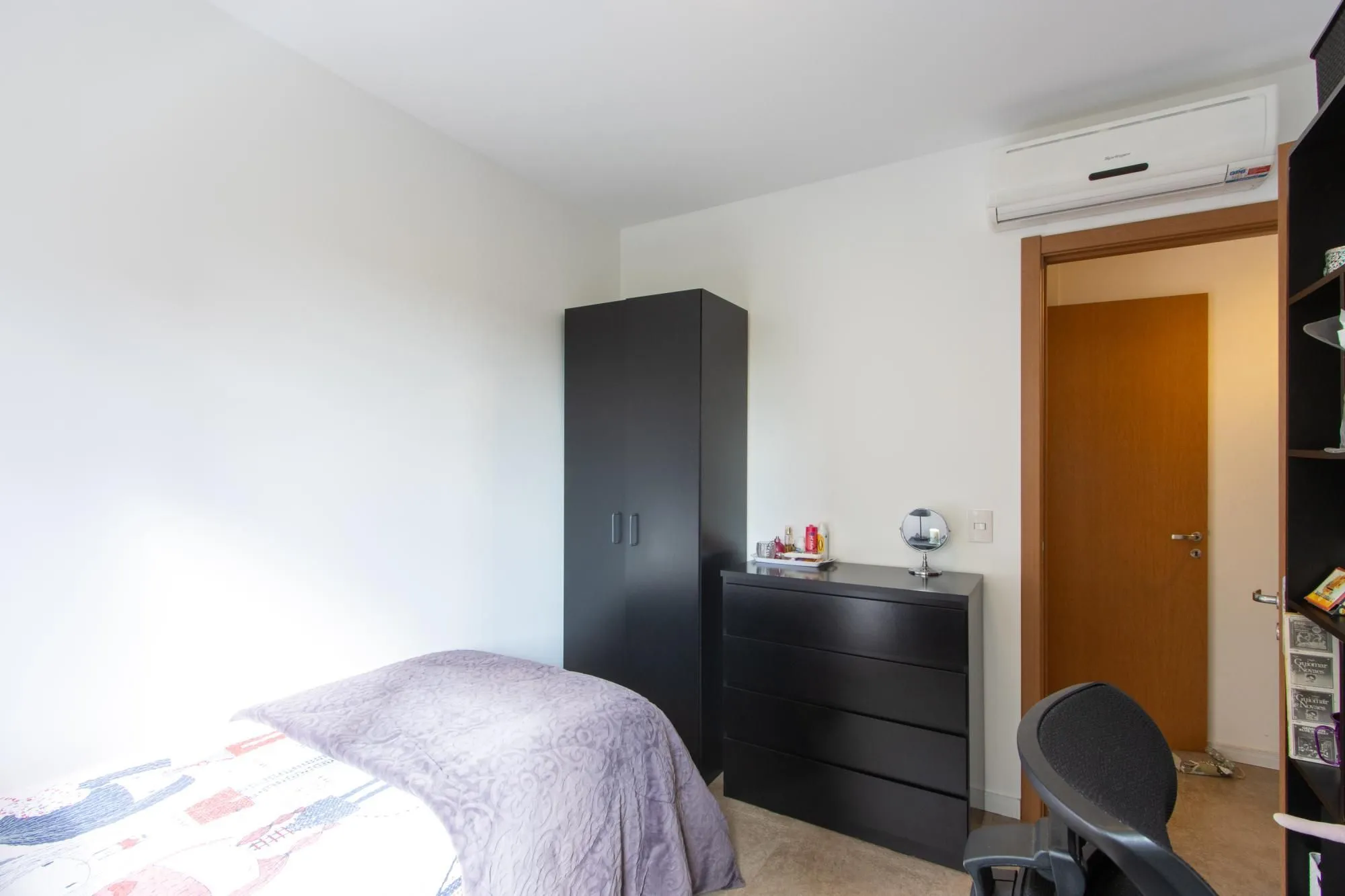 Imagem Apartamento 3 Dormitórios com Suíte | Sol da Manhã ️ | Churrasqueira | Vista para o Guaíba