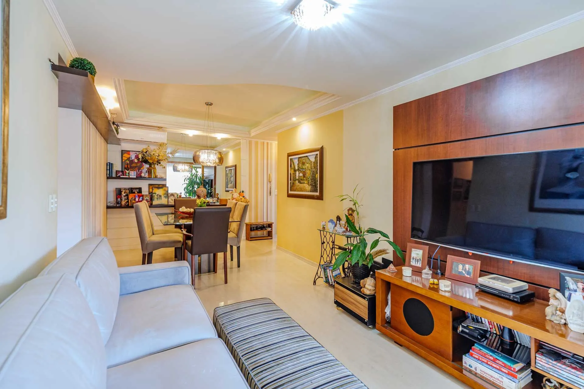 Imagem Apartamento para Venda - 93.43m², 3 dormitórios, sendo 1 suites, 1 vagas - Teresópolis